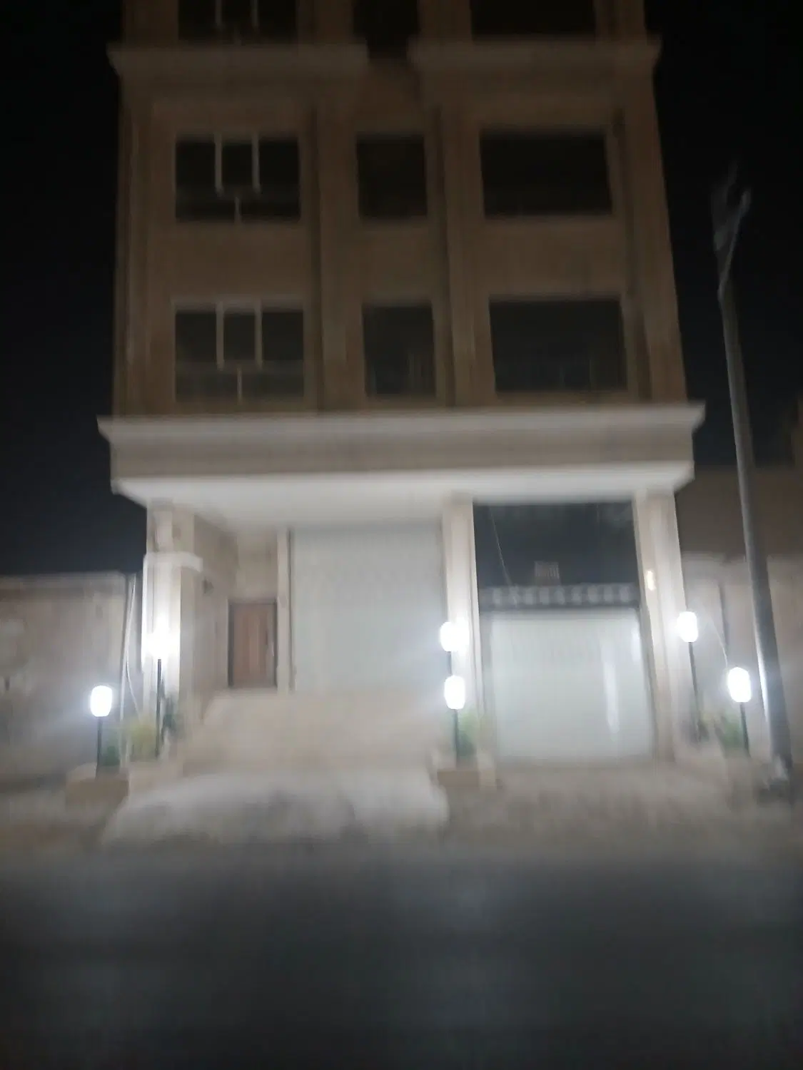 مغازه ۵۰ متری اول صفاشهر