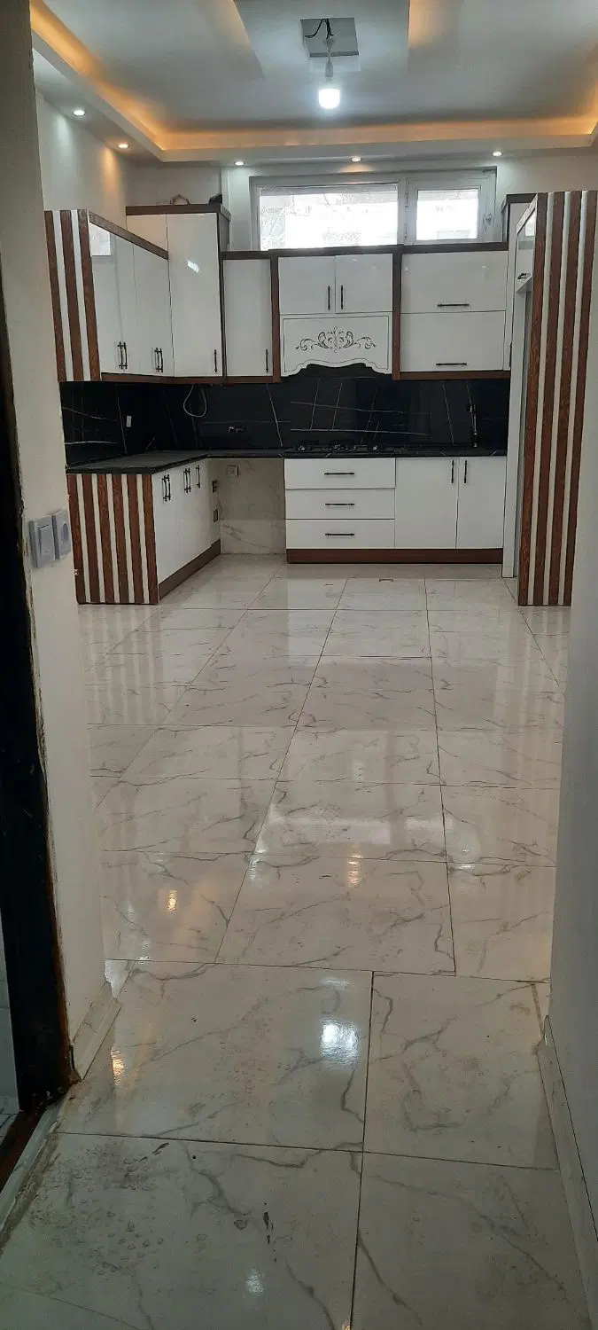 اپارتمان همکف خیابان هانی