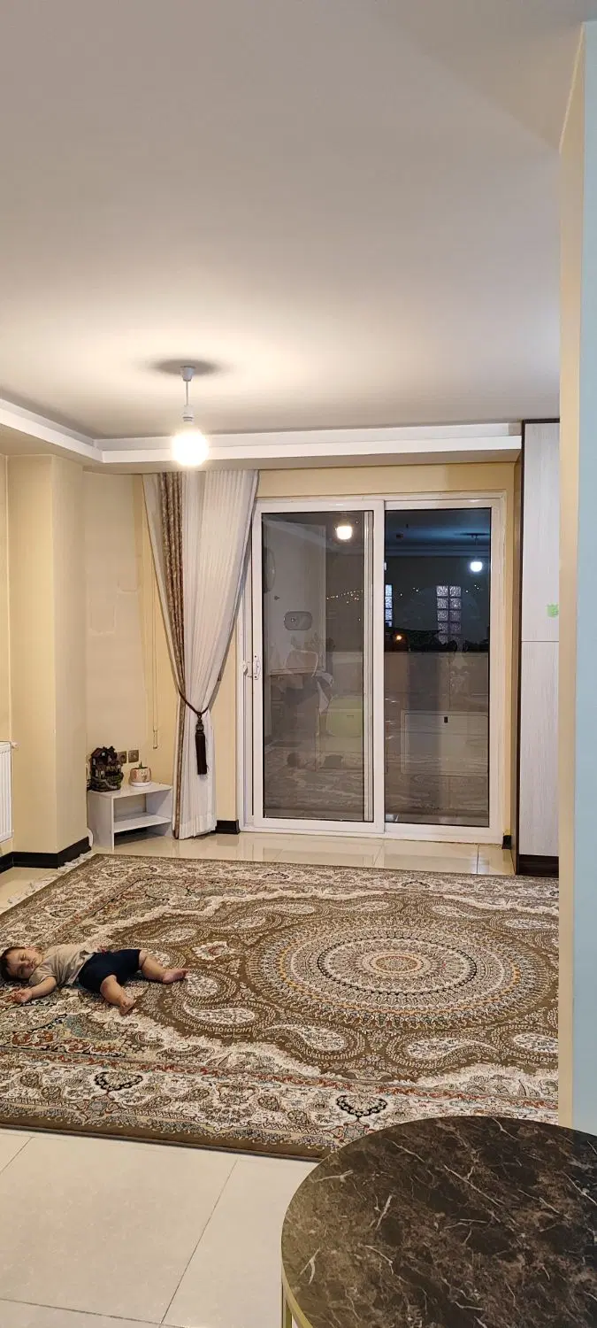 فروش آپارتمان ۱۰۰ متری، شیک، دلباز و آماده سکونت