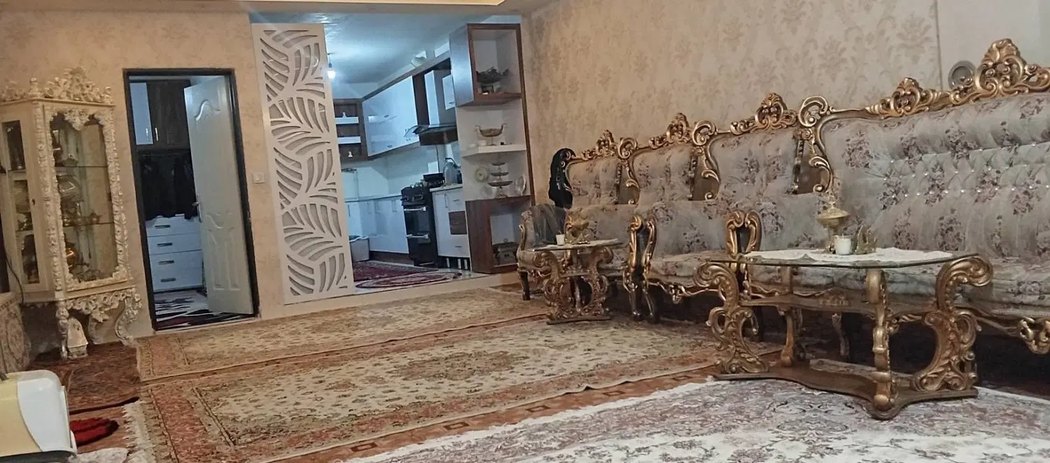 فروش آپارتمان ۹۰ متر عباسی بهشتی