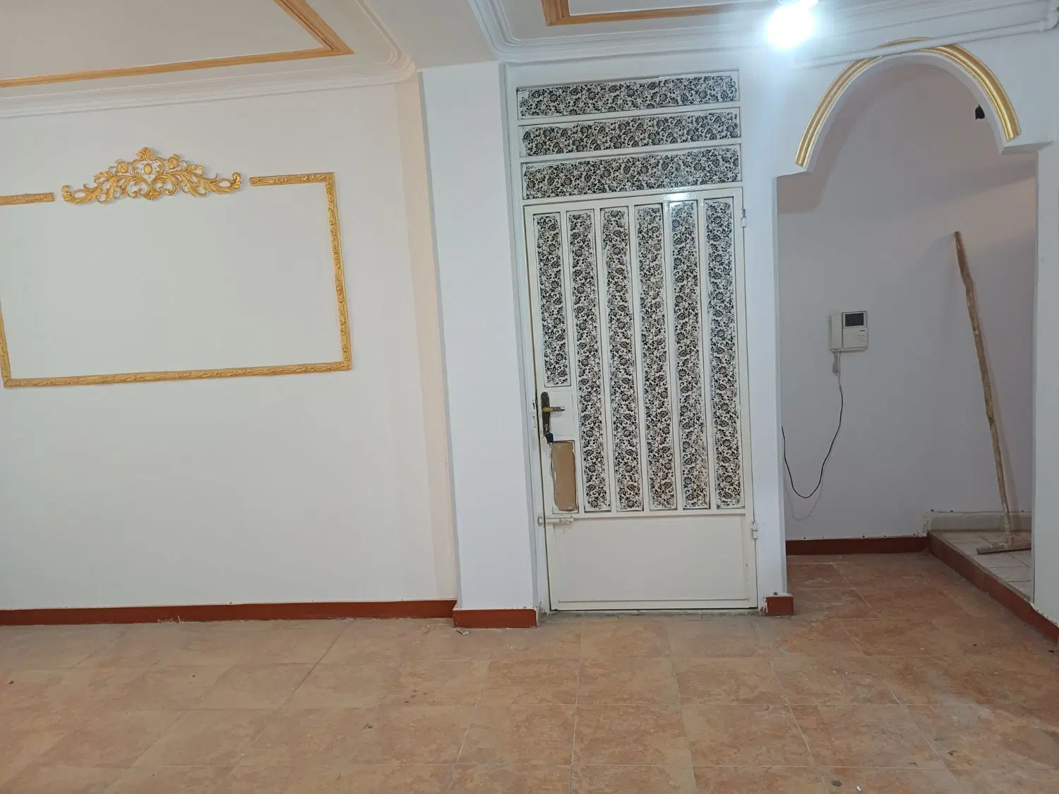 فروش یک واحد آپارتمان۷۰ متری