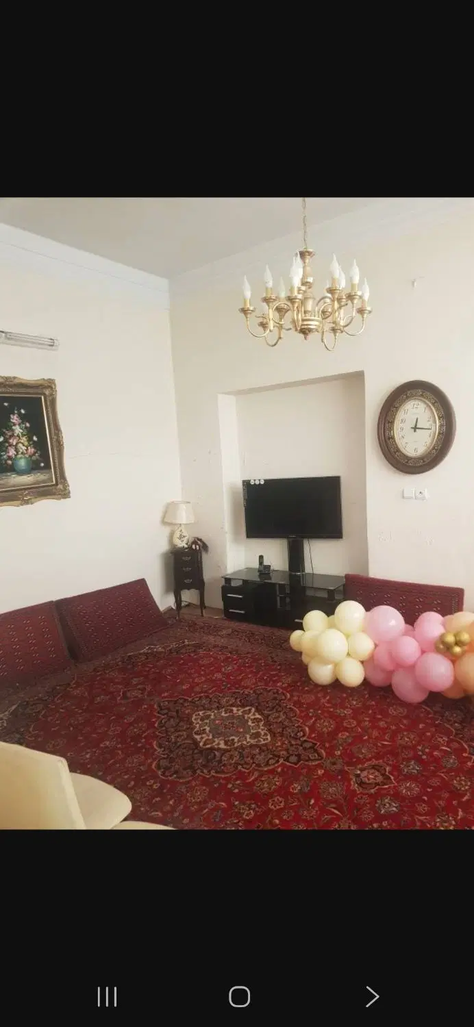 ۹۵مترزمین ۱۴۰متربنا دوطبقه ( پلیس روبروی باغ)