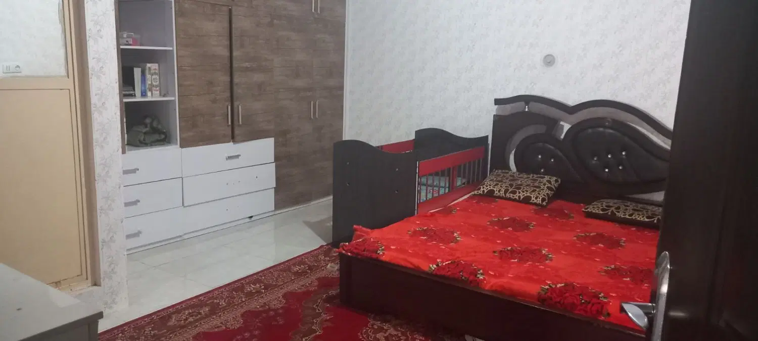 ۱۰۰ متری مهرمادر ۲۱