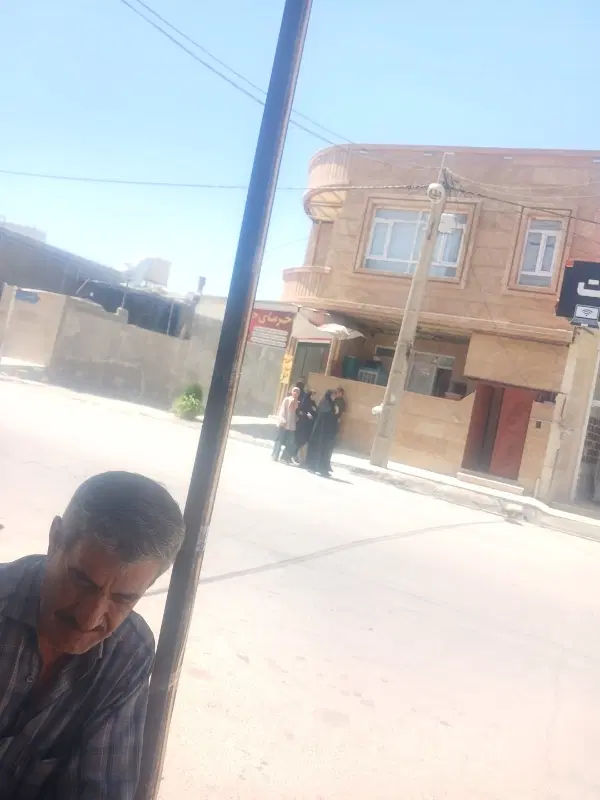 گلدان چهار روبروی بیمارستان شهید جلیل