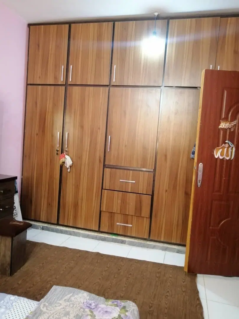 رهن طبقه بالا در مهر ۵
