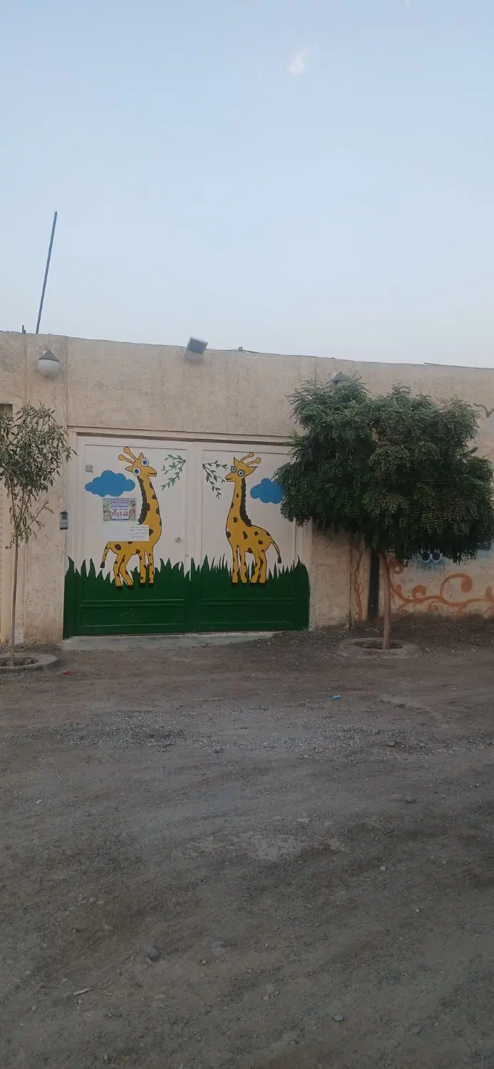 اجاره ۵۲۰ متر باغ مجتمع ادارات خیابان خلیل شیرازی