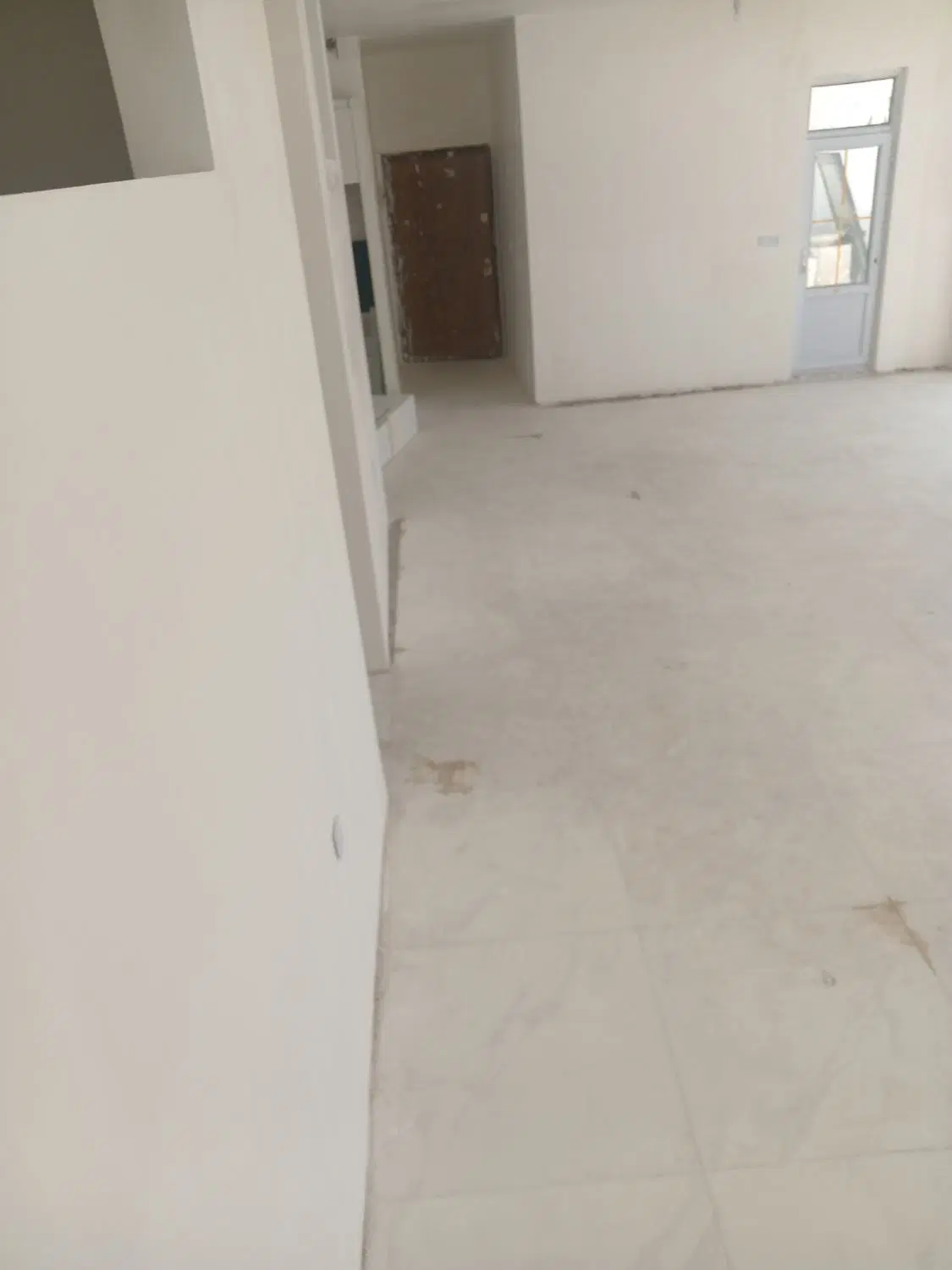 اپارتمان 150متری درتلگردیاطباطبایی شیک کلید نخورده