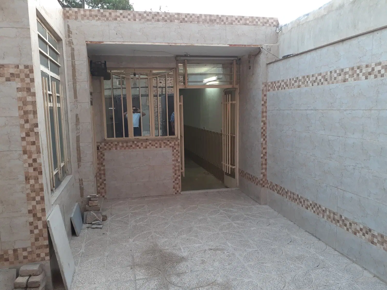 فروش ۱۴۰ متر ویلایی خادم آباد