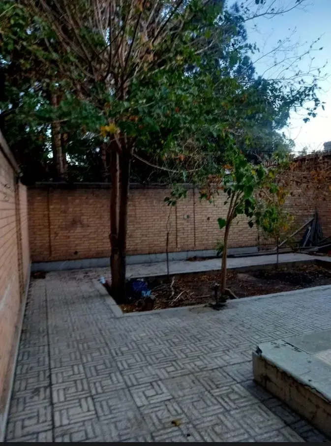 خونه ویلایی ۱۸۰ متری