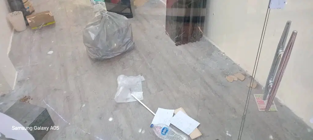 اجاره مغازه ۱۰ متری در دنیای نور