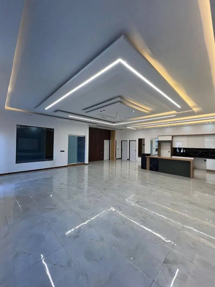 ویلاباغ لاکچری خاص پسند_زمین فوتبال والیبال سنددار