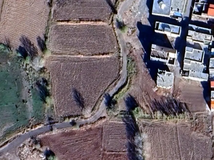 زمین بایر