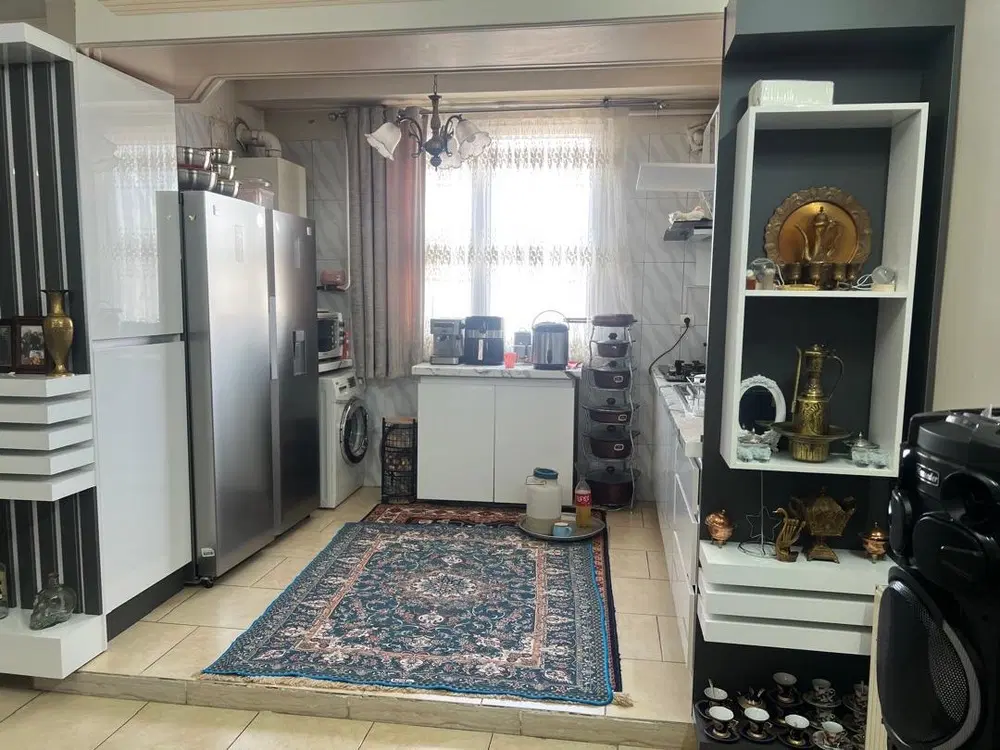 فروش واحد 82 متری
