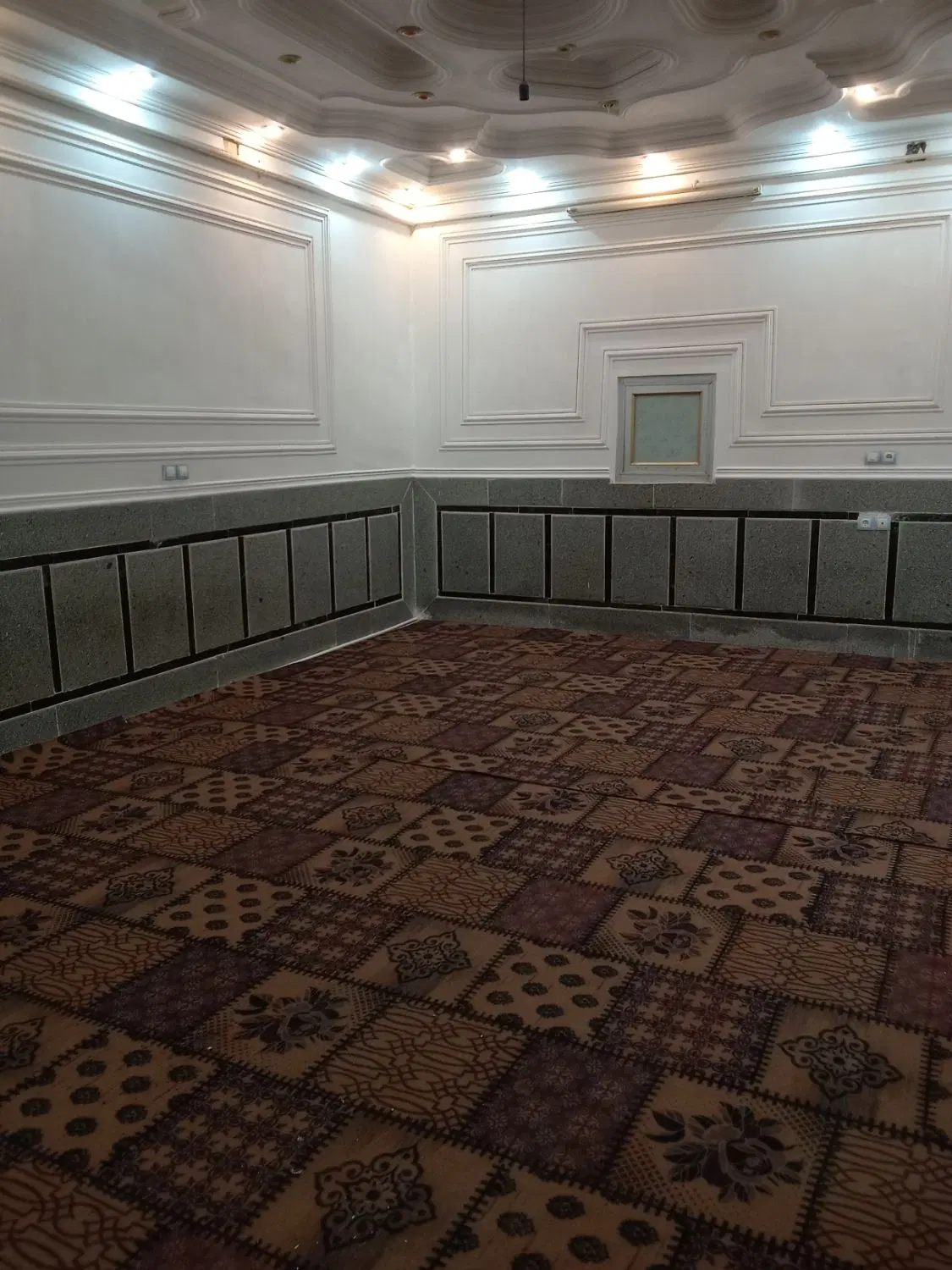 خونه ویلایی ۳ خواب خیابان فاضلی