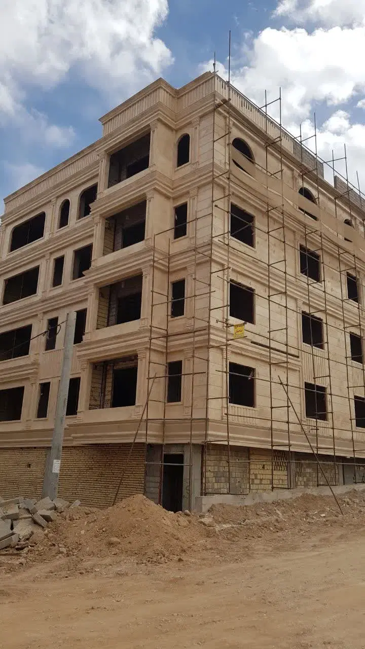 آپارتمان ۱۳۵ متر _ ۳ خواب _ ۲ خواب مستر _ بر اصلی