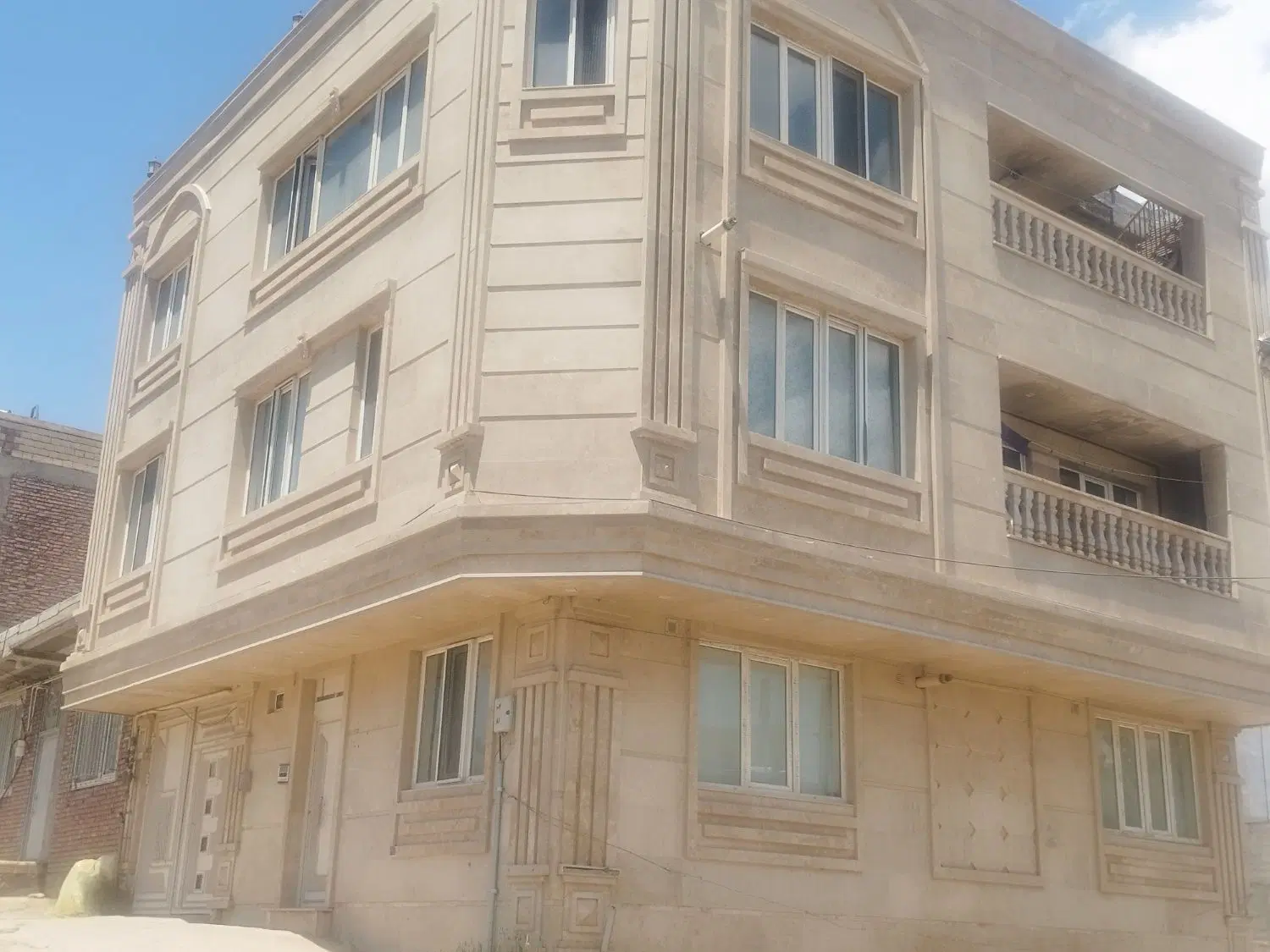 خانه فروشی فول امکانات
