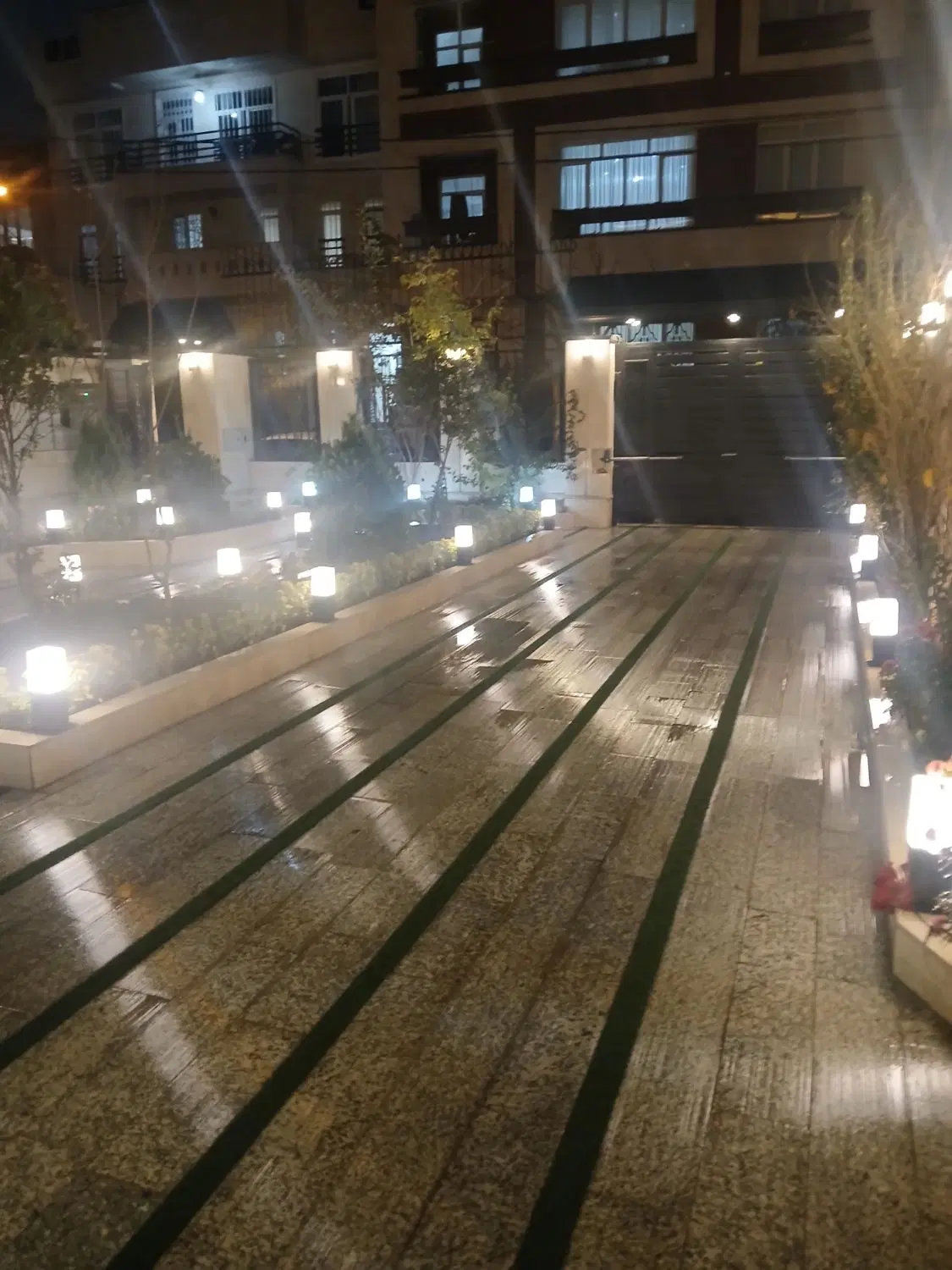 ۸۴۰ متر اپارتمان
