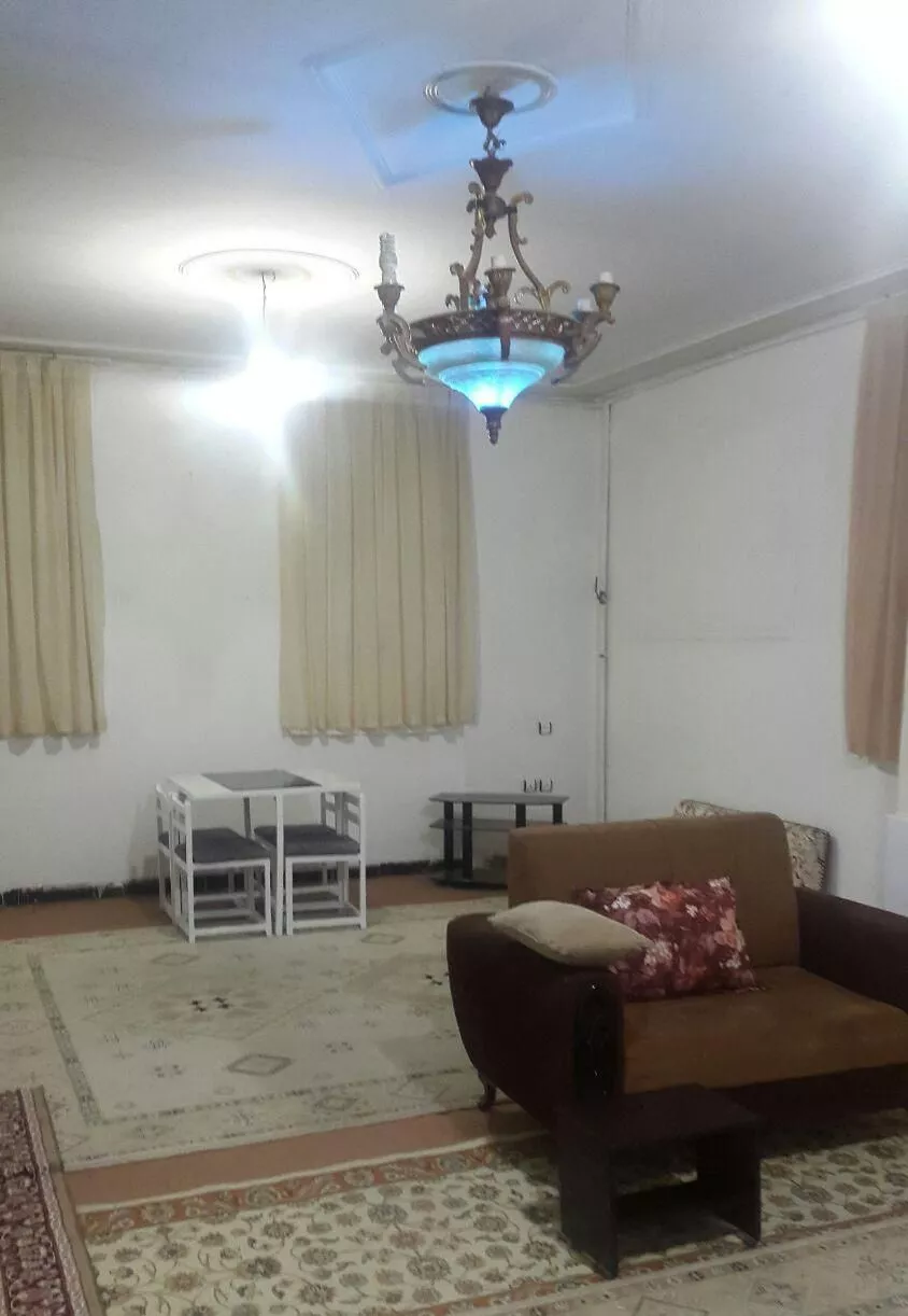 اجاره روزانه خانه میدان کیو فازیک .بومی
