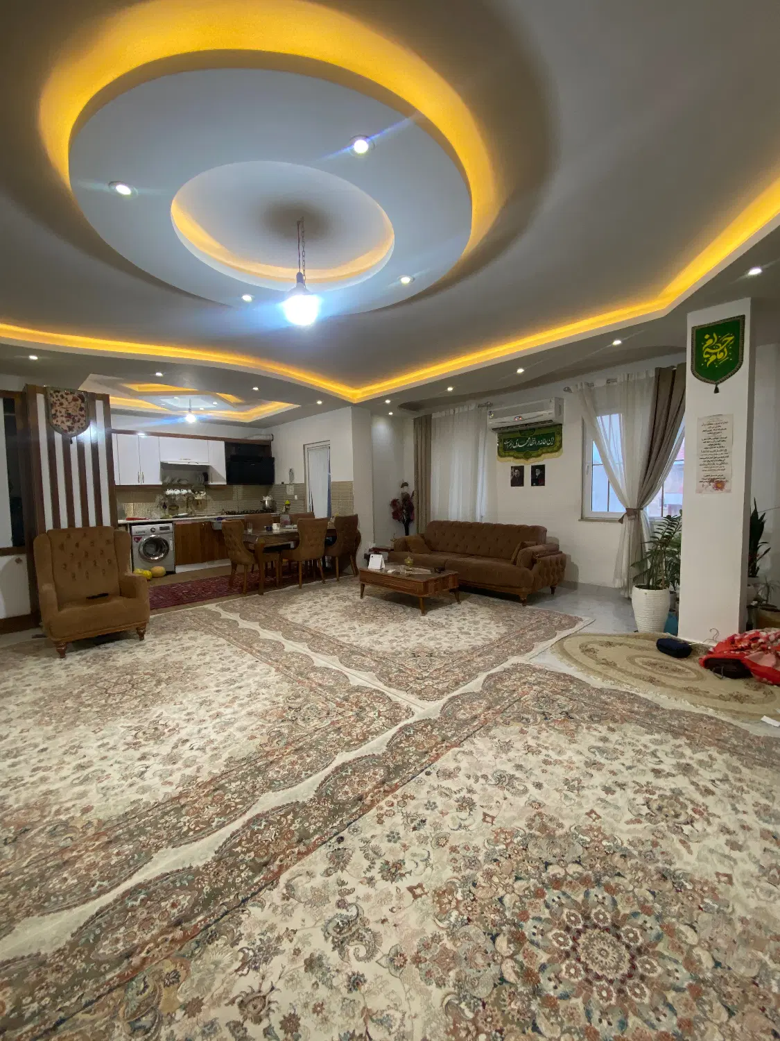 ۷۷ متری در معلم خ اعلایی