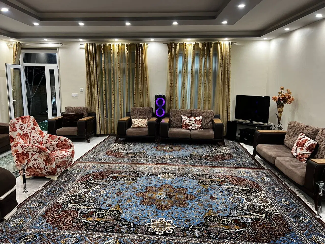 اپارتمان. ویلا اجاره ای اتشگاه