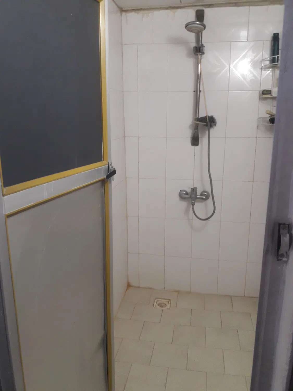 خانه ویلایی 80 متری  کوی مطهری(حصار قصابان)