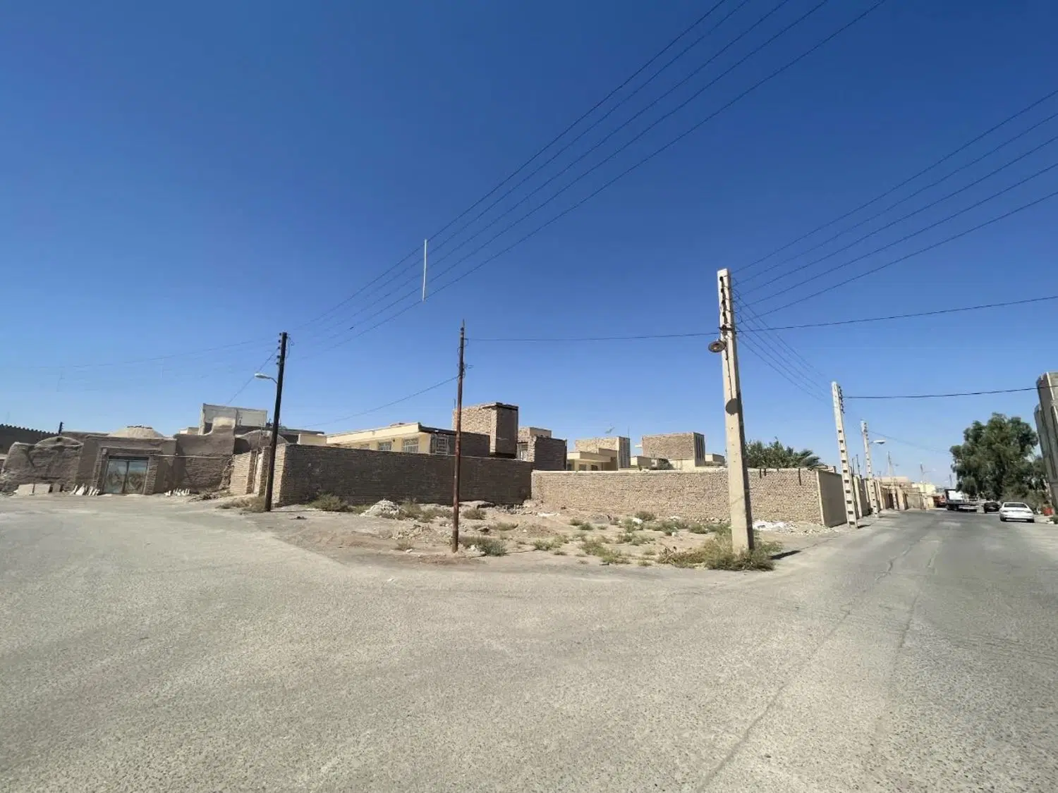 زمین مسکونی