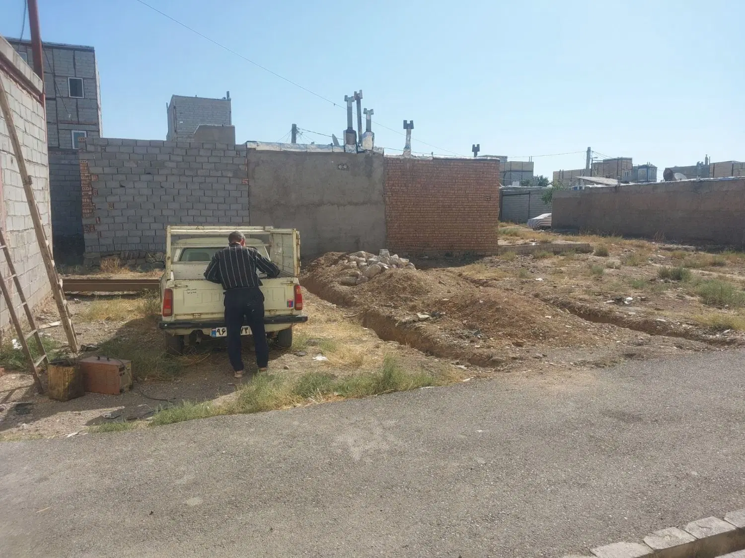 زمین در آناخاتون