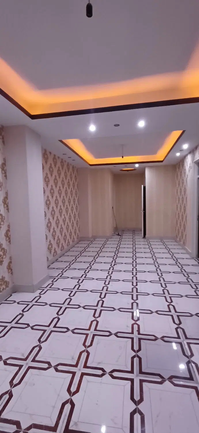 اپارتمان ۸۵ متری با پارکینگ و اسانسور