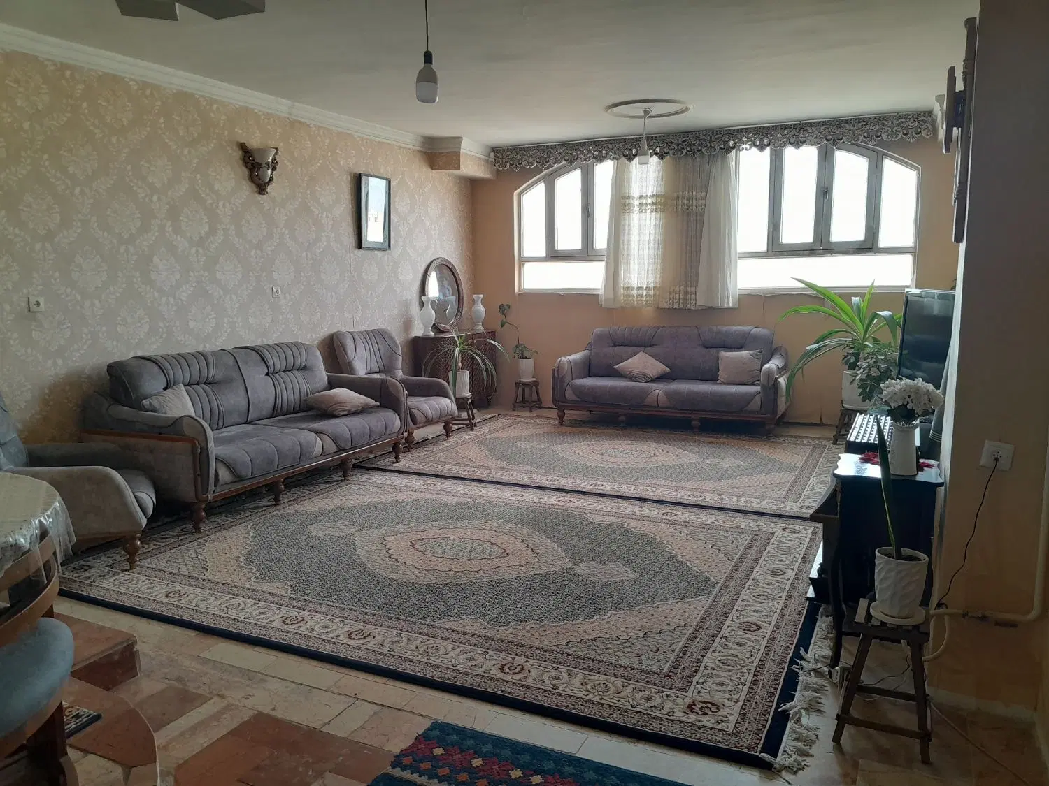 آپارتمان غدیر ۱