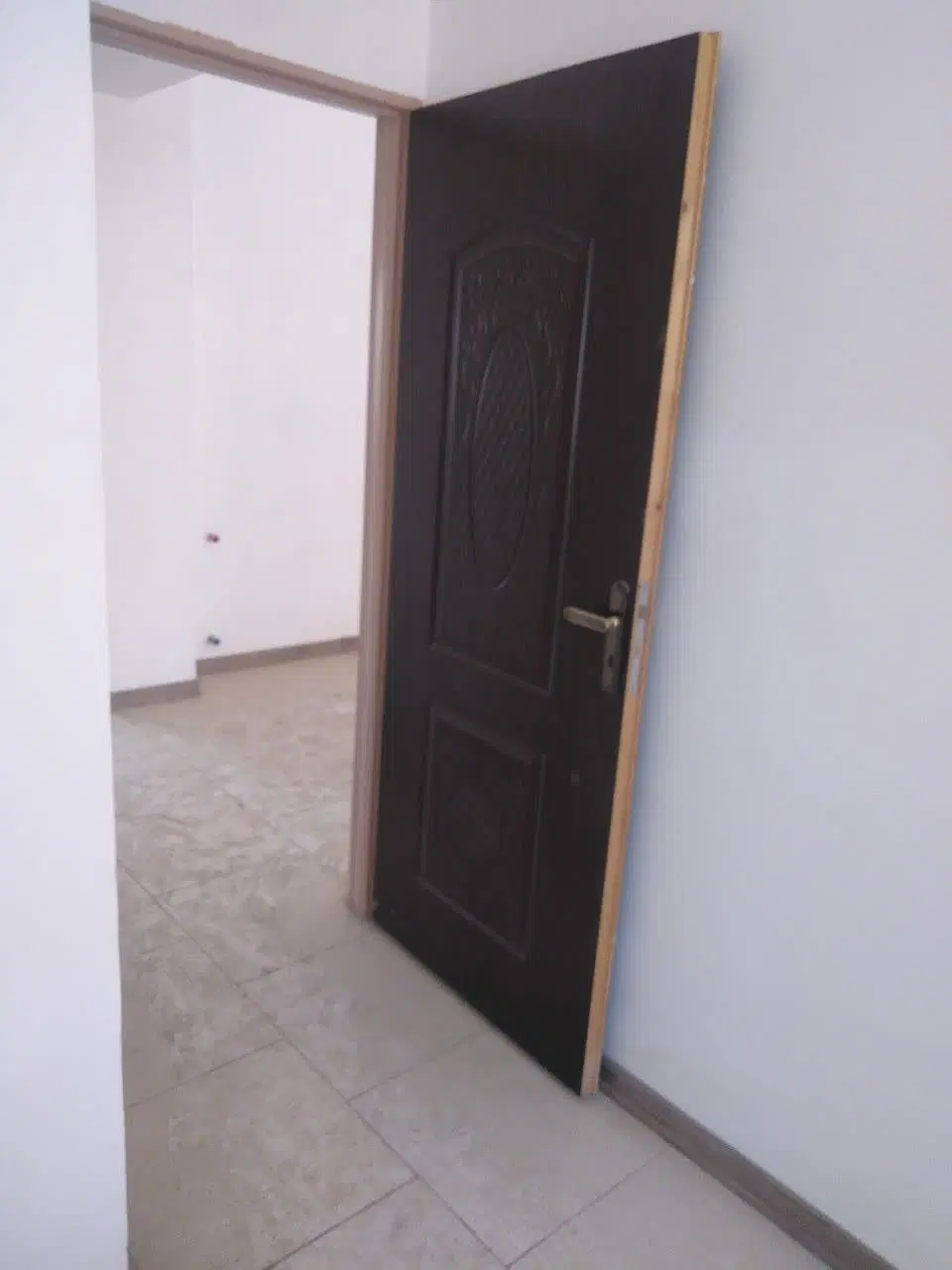 آوست  ویلایی خشک ۲۵۰ متر