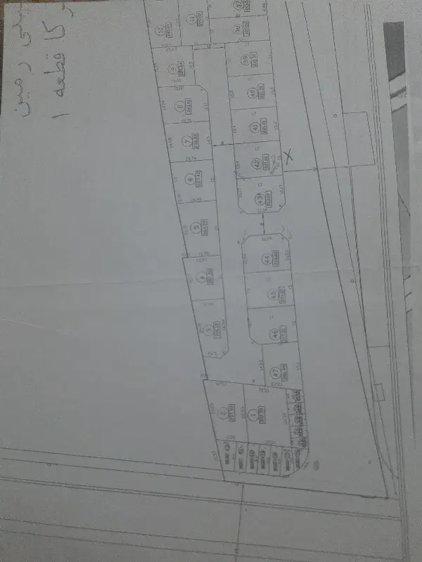 زمین کاکی خیابان ۲۴ متری