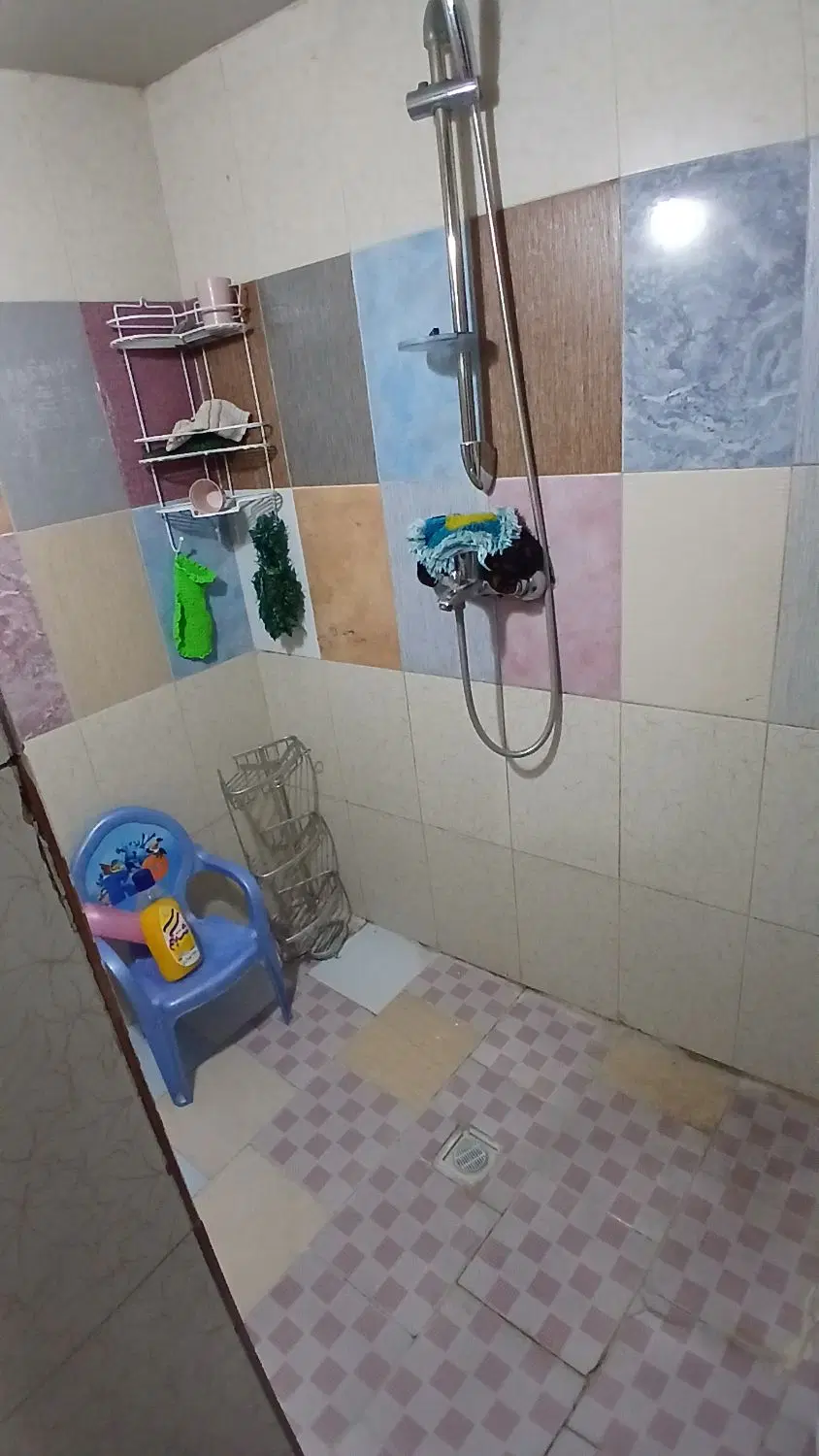 حیاط دربستی