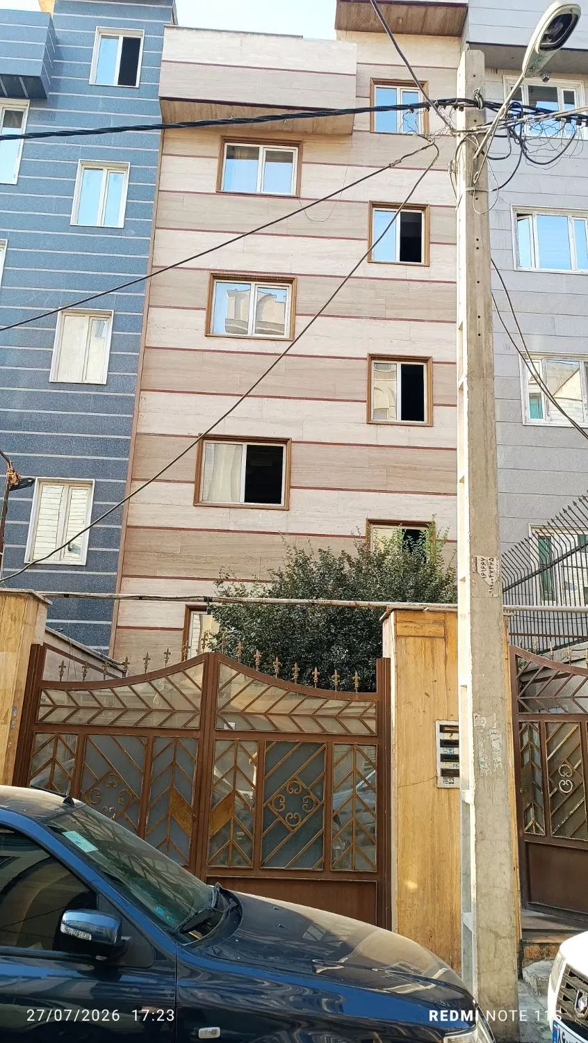طبقه اول و دوم ۶۵ متری یک خوابه با کل پارکینگ