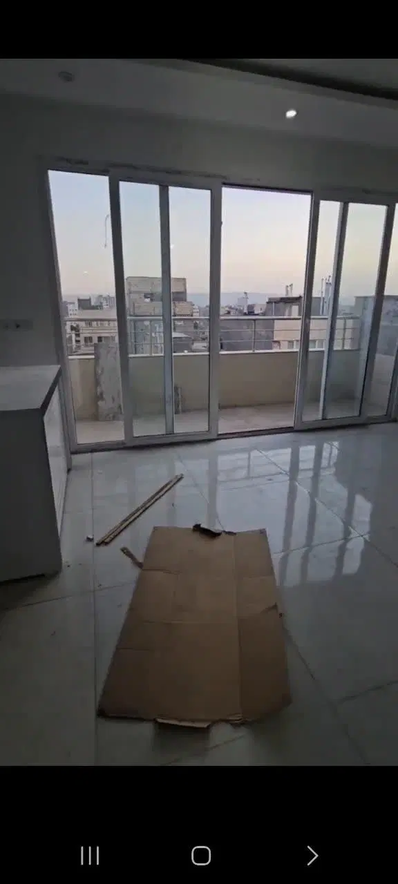 اپارتمان ۱۳۰ متر