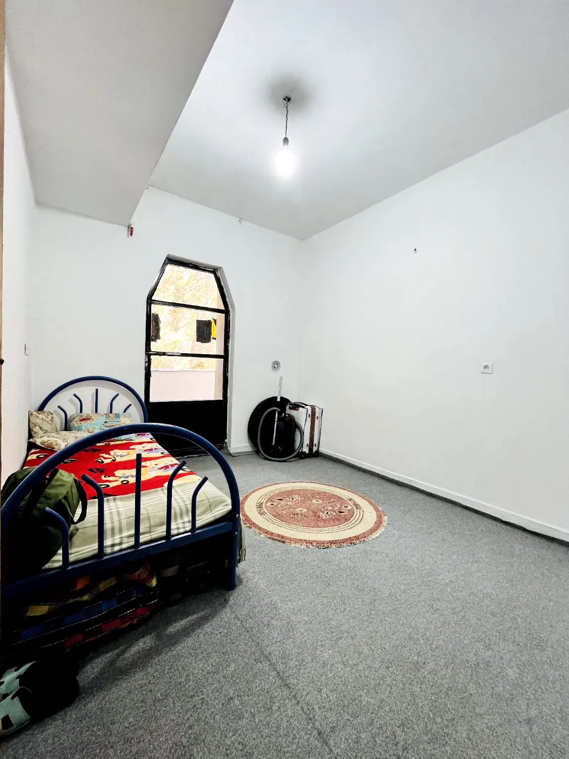 75 متری ایثار رودکی