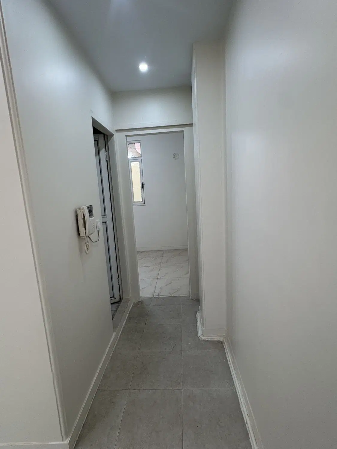 ۵۷ متر مسلم جنوبی با پارکینگ و آسانسور