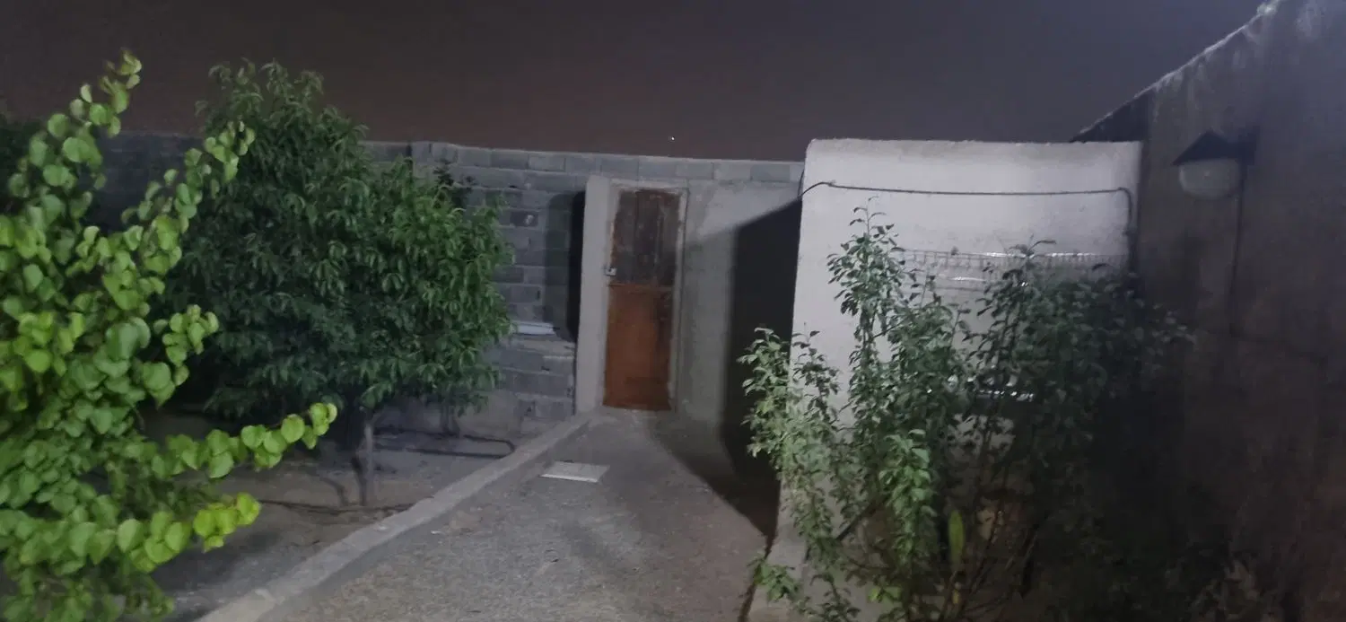 باغچه ۳۰۰ متری چسبیده به بافت