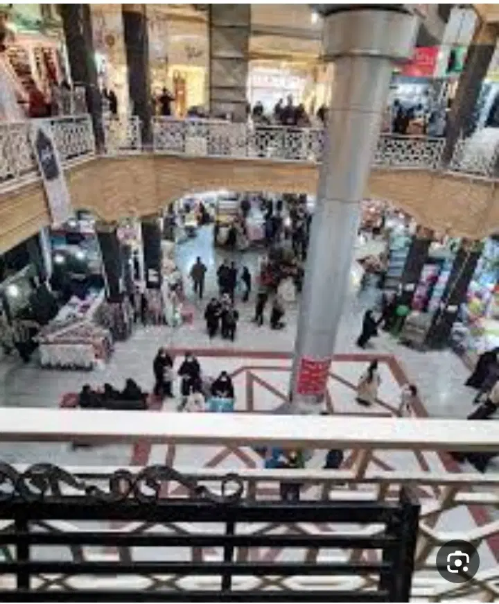 ۱۸متر مغازه تجاری در پاساژ روحی
