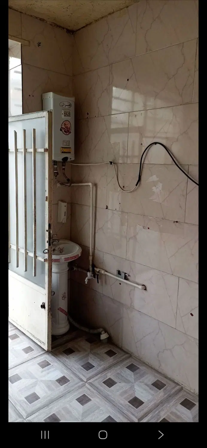 مغازه 12متری بازرگانی