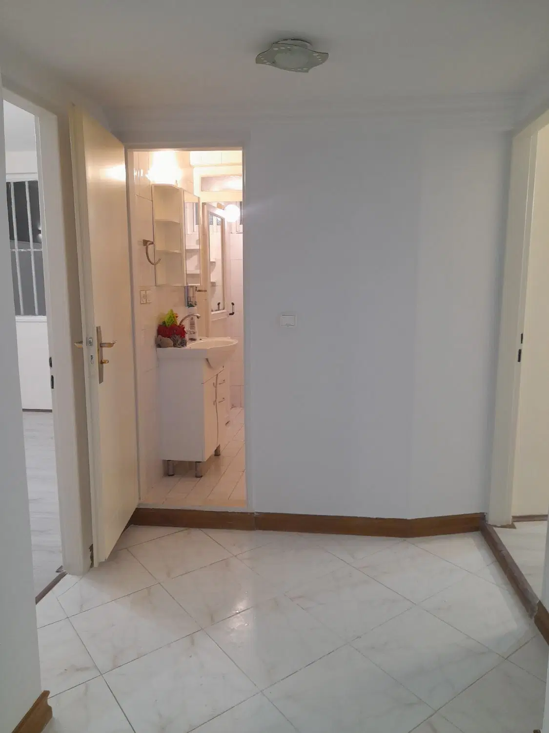 ۱۱۵ متر هنرستان ۳۱ مناسب سرمایه گذاری