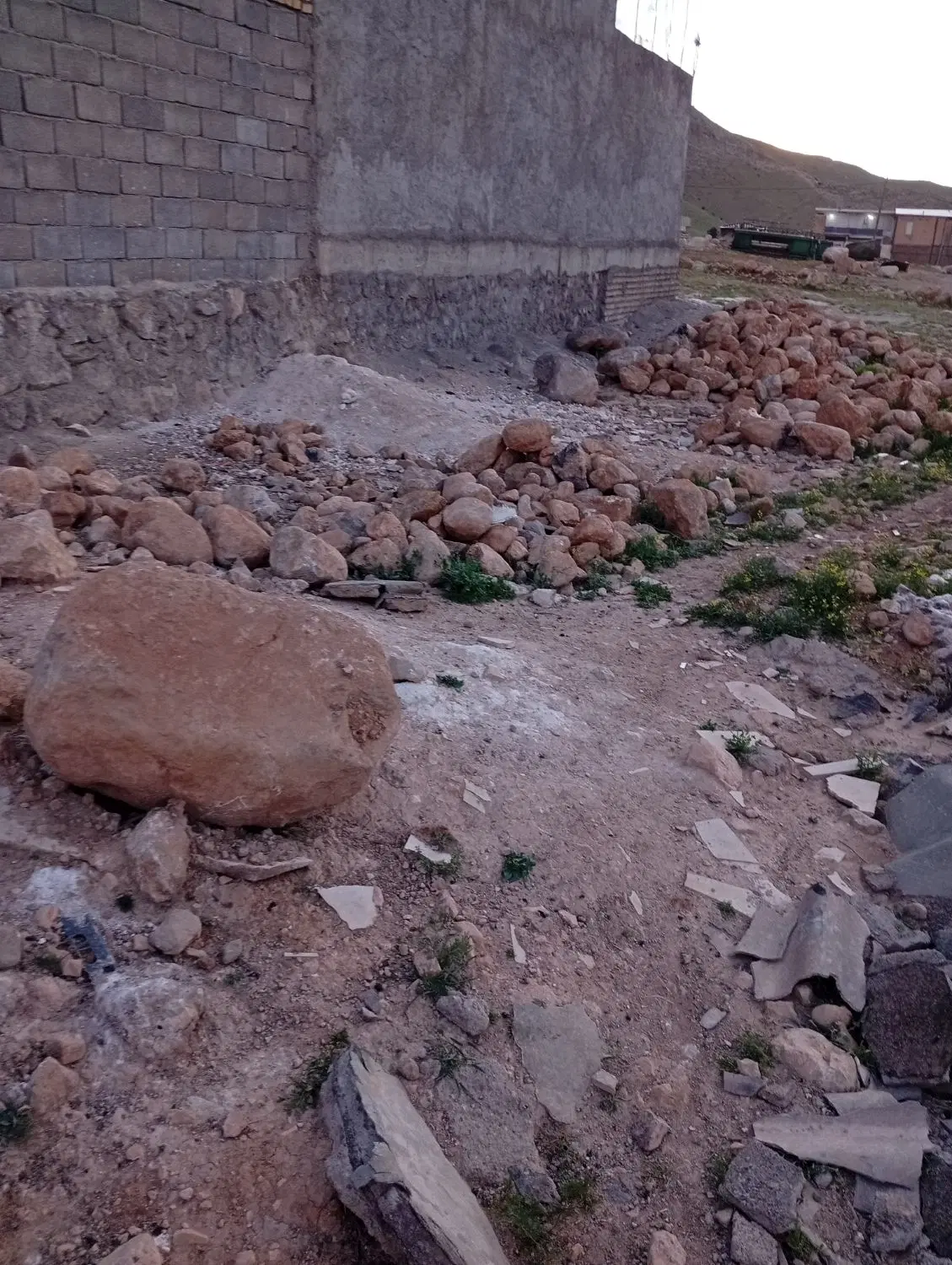 زمین داریاب