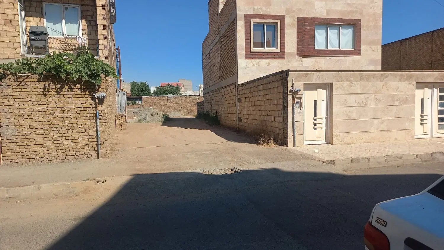ویلایی نیم ساخته۱۵۰متری بهارستان ۲ بهر۱۰