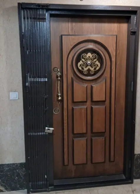 ۱۳۰متر ۳خواب ۱ساله