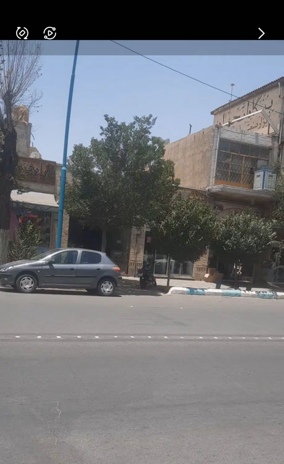 مغازه فروشی( مرکز شهر) میدان مجاهدین ابتدای خ امام
