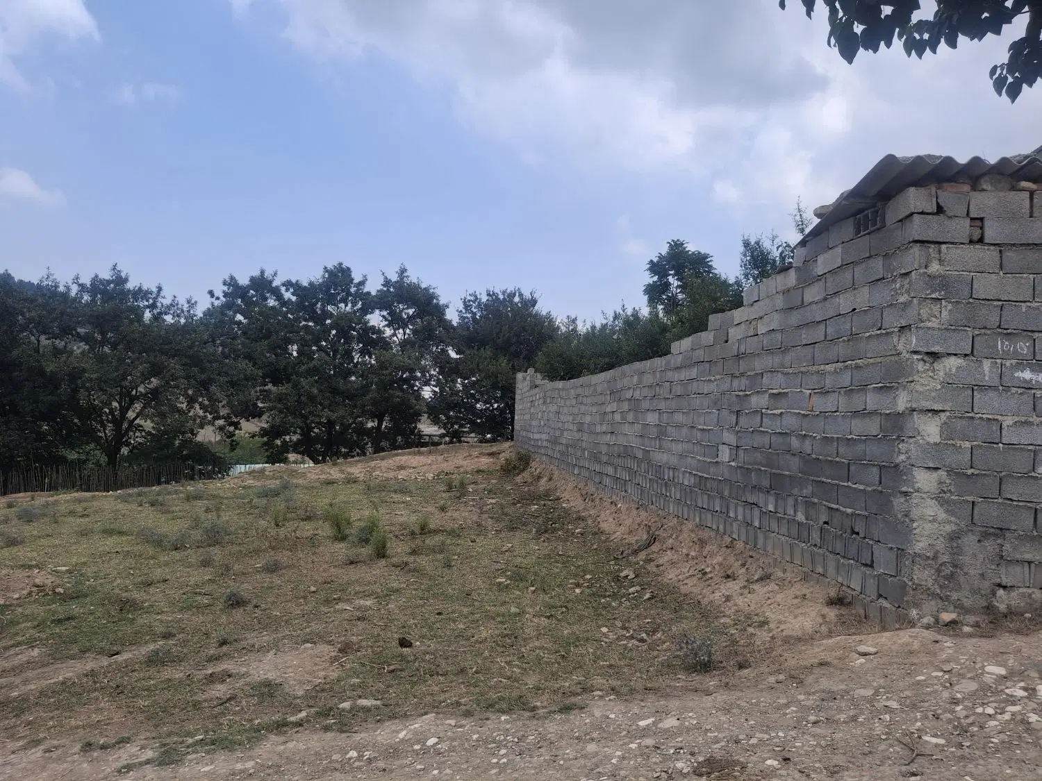 فروش زمین مسکونی در بهترین موقعیت چناران ۲۱۴ متری
