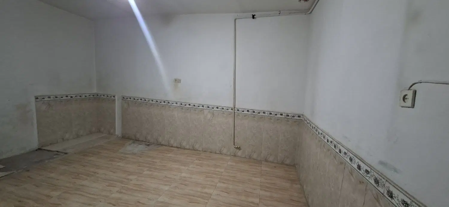 واحد ۳۵ متری تمیز ویلایی دربستی تخلیه اول خ کاج