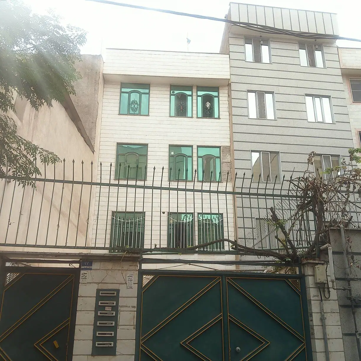 ۶۵متر خوش نقشه با نورعالی با قیمت اجاره ۴۰متری