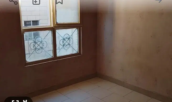 47متر رهن کامل خیابان تختی.