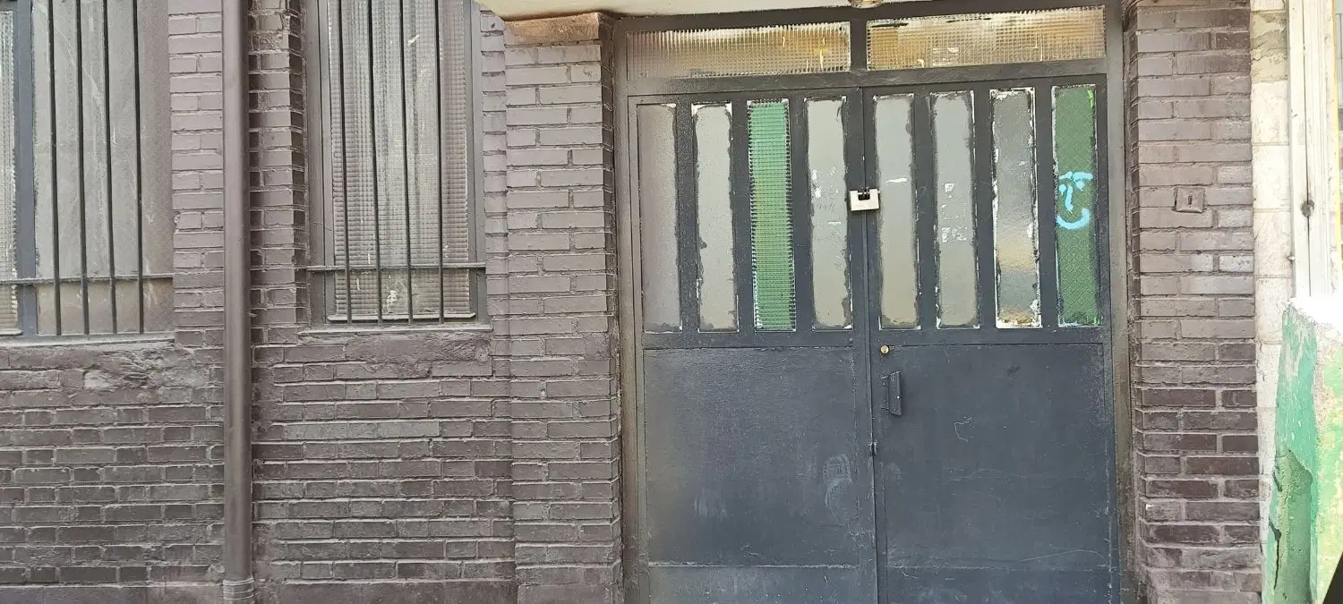 بازارصالح‌آباد اقازاده۱۲۰دربست برای انبار و تجاری