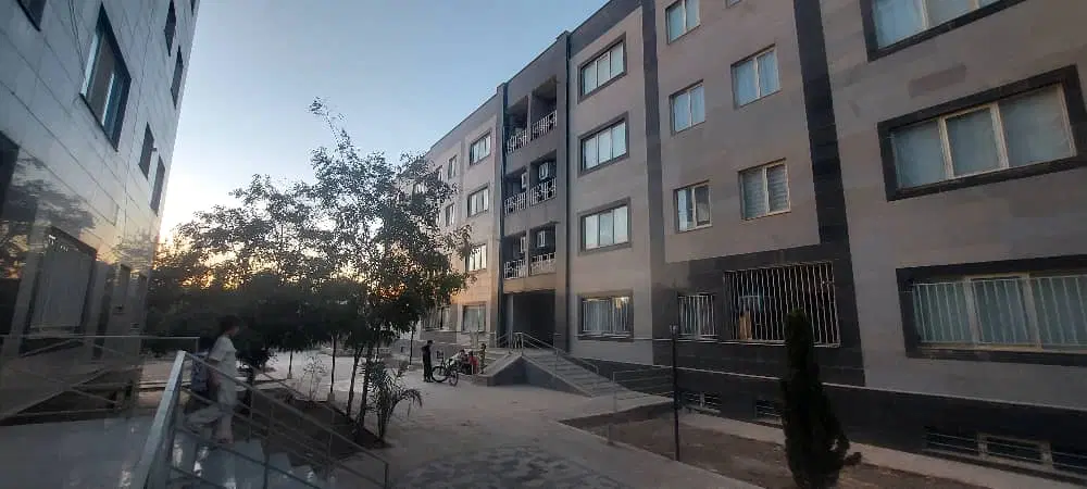 ۹۰ متری دو خواب شهرک نقش جهان فاز یک